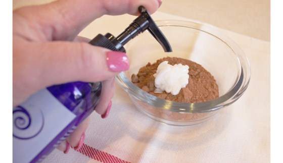 How to Make Your Own Tanning Lotion At Home